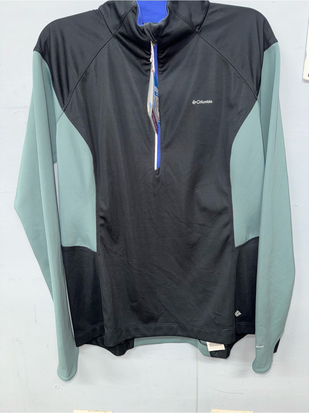 Columbia women’s Black & Sage Half-Zip Performance Jacket